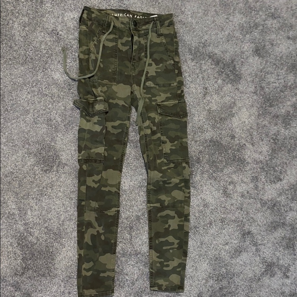 American Eagle high rise camo jeans
